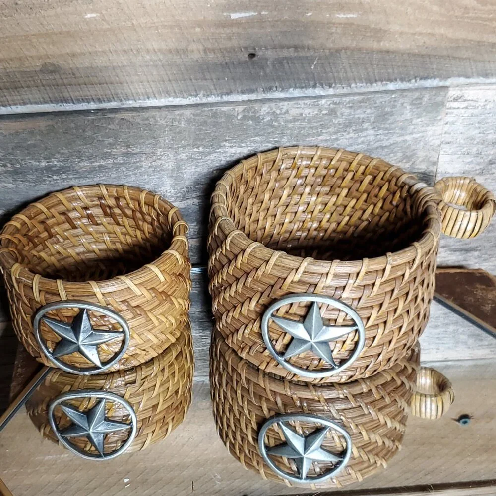 Texas Star Wicker Trinket Baskets - Set of 2.